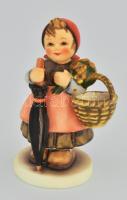 Goebel kosaras lány, porcelán figura, dobozában, etikettel, jelzéssel, hibátlan, m: 10,5 cm
