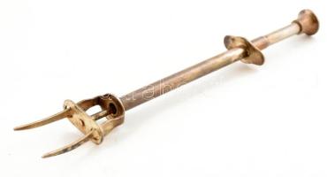 Régi sajtvilla, fém, h: 15 cm