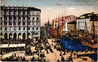 Trieste, Trieszt; Piazza Ponterosso e Canale / canal, market