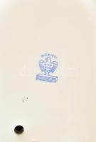 Aquincumi porcelán fésülködő akt. Kézzel festett, jelzett, minimális kopással, m: 15 cm