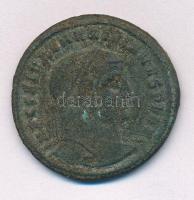 Római Birodalom / Heraclea / Maximianus 297-298. AE Follis bronz (10,11g) T:2,2- patina Roman Empire / Heraclea / Maximianus 297-298. AE Follis bronze "IMP C M A MAXIMIANVS PF AVG / GENIO POPVLI ROMANI - HTB" (10,11g) C:XF,VF patina RIC 19b,B