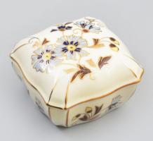 Zsolnay búzavirágmintás porcelán bonbonier, kézzel festett, jelzett, hibátlan 7,5×7,5 cm