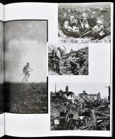 Luciano Garibaldi: A háborúk százada. Wolf Blitzer bevezetőjével. Bp.,2002.,Officina '96. Gazda...