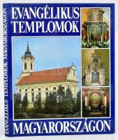 Dercsényi Balázs-Foltin Brunó-G.Györffy Katalin-Hegyi Gábor-Winkler Gábor-Zászkaliczky Zsuzsanna: Evangélikus templomok Magyarországon. Bp.,1992, Hegyi&Társa. Gazdag képanyaggal illusztrálva. Kiadói aranyozott egészvászon-kötés, kiadói papír védőborítóban, jó állapotban.