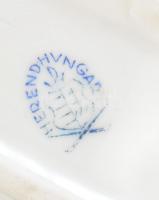 Herendi Viktória mintás leveles tálka, kézzel festett, jelzett, kis kopásnyomokkal, 14,5×8,5 cm