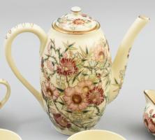 Zsolnay bambuszmintás mokkás készlet, kézzel festett, jelzett, egyik fedő sérült, egyik poháron hajs...