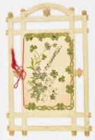 Régi szecessziós üdvözlőlap, kerettel, áttört virágos díszítéssel, belül préselt virágokkal, sérült, 20x13 cm