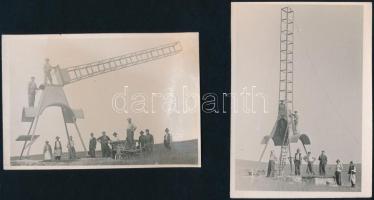 cca 1920-1940 Resicabánya (Erdély), a resicai fémművekben gyártott kereszt felállítása, 10 db fotó, ...