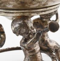 Szecessziós 3 puttó figurás ezüstözött fém asztalközép, jelzés nélkül, szép állapotban, d: 23,5 cm, ...