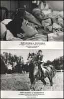 cca 1970 ,,Ismét átugrom a pocsolyákat" című csehszlovák film jelenetei és szereplői, 17 db vin...