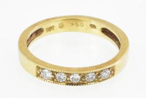 14k arany gyűrű, jelzett, brillekkel (0,15ct) díszdobozban 2,86 g, m: 50