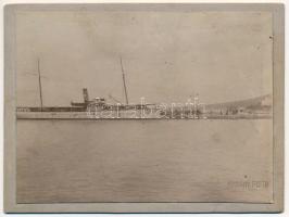 ~1900 "LIBURNIA" egycsavaros tengeri személyszállító gőzhajója. Ragány Pista felvétele / Hungaro-Croatian (Ungaro-Croata) Steamship Company's "LIBURNIA" sea passenger steamship. board photo (12 x 9 cm)