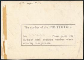 1940 május 22-én készült portrésorozat Polyfoto felvevőgép segítségével, datált és pecséttel jelzett...