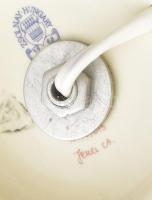 Zsolnay virágmintás porcelán lámpa. Kézzel festett, jelzett, működik, hibátlan, m: 58 cm