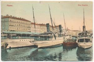 1912 Fiume, Rijeka; "TÁTRA" egycsavaros tengeri személyszállító gőzhajó, 1916-tól a cs. és kir. haditengerészet hadiszolgálatában, felfegyverzett kísérőhajó, mellette a "GÖDÖLLŐ" és "HUNGÁRIA" / passenger steamers (r)