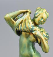 Zsolnay Vetkőző Vénusz. Eozin mázas porcelánfajansz. Jelzett, hibátlan, m: 26 cm