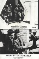 cca 1985 előtt készült felvételek, 13 AMERIKAI film egy-egy jelenete, 13 db vintage produkciós filmfotó, ezüst zselatinos fotópapíron, a használatból eredő (esetleges) kisebb hibákkal, 18x24 cm