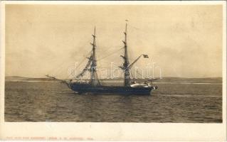 K.u.K. Kriegsmarine S.M.S. Camäleon (ex Camaleonte) / SMS Camäleon cs. és kir. haditengerészeti kisegítő hajó vontatásban / Austro-Hungarian Navy ancillary ship in tow. Phot. Alois Beer, F.W. Schrinner Pola (Rb)