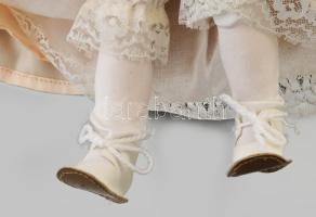 Heubach Köppelsdorf antik porcelánbaba, tarkóján jelzet, szép állapotú, m: 45 cm