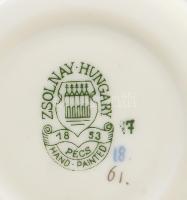 Zsolnay virágmintás mokkás készlet, jelzéssel, kézzel festett, egyik csésze sérült