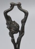 Szecessziós üvegbetétes asztali kínáló, ezüstözött fém, üveg, egyik betét pótolt, jelzett, kopással,...