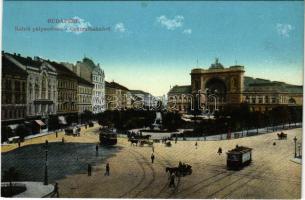 Budapest VII. Keleti pályaudvar, Baross szobor, villamosok (képeslap füzetből / from postcard booklet)