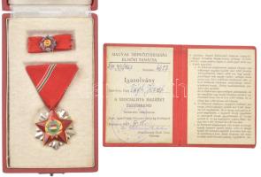 1966. "Szocialista Hazáért Érdemrend" zománcozott bronz kitüntetés mellszalaggal, szalagsávval, és miniatűrrel, eredeti dísztokban, adományozói igazolvánnyal T:XF  NMK 711