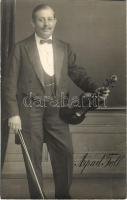 Toll Árpád cigány muzsikus és hegedűművész / Hungarian gypsy violinist and musician. photo (fa)