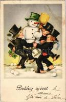 1943 Boldog újévet! Kéményseprők hóemberrel / New Year greeting, chimney sweepers with snowman. Ha.Co. 6550. (fl)