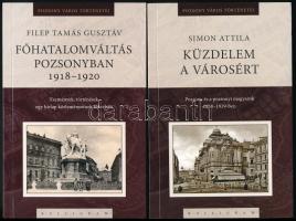 Pozsony két világháború közti történetét feldolgozó könyv, 2 db: Simon Attila: Küzdelem a városért. Pozsony és a pozsonyi magyarság 1938-1939-ben. Pozsony, 2011, Kalligram. Kiadói papírkötés, jó állapotban. + Filep Tamás Gusztáv: Főhatalomváltás Pozsonyban, 1918-1920. Események, történések egy hírlap közleményeinek tükrében. Pozsony, 2010, Kalligram. Kiadói papírkötés, jó állapotban.