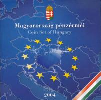 2004. 1Ft-100Ft (8xklf) forgalmi sor szettben, benne 2004. 50Ft "Magyarország az EU tagja" forgalmi emlékérme, belső tok ragasztása részben elengedett T:PP Adamo FO38.1