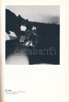 Forgács Éva: Fehér László. Kismonográfia. Új Művészet Könyvek 2. Bp.,[1995.], Új Művészet Alapítvány...