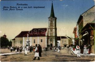 Karánsebes, Caransebes; Mária Terézia tér, római katolikus templom, piac, Reisz üzlete / Piata Maria Teresia / square, church, market, shops (kopott sarkak / worn corners)