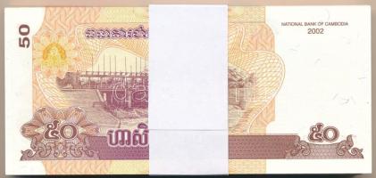 Kambodzsa 2002. 50R (100x) sorszámkövetők, kötegelővel T:UNC,AU Cambodia 2002. 50 Riels (100x) conse...