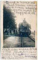 Cservenka, Crvenka; vasútállomás, gőzmozdony, vasutasok, vonat. Ladislaus Geyer kiadása / railway station, railwaymen, locomotive, train. photo (fl)