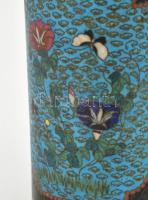 19. sz vége, antik kínai tűzzománcos váza pár. Jelzésekkel, minimális kopással és hajlással, d: 8 cm...