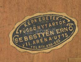 Késő szecessziós, florális ornamentikával díszített üvegezett fakeret hölgy portré fotóval, hátoldal...