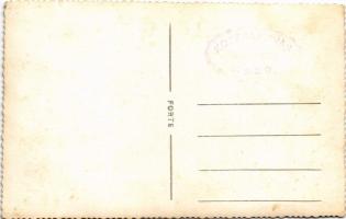 ~1950 Makó, Magyar Ifjúság Népi Szövetsége (MINSZ) csoportképe. Koczka István fényképész mester phot...