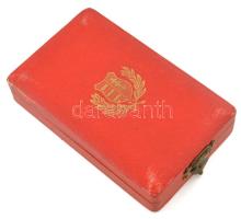 1946. "Magyar Köztársasági Érdemérem ezüst fokozata" ezüstözött bronz kitüntetés eredeti m...