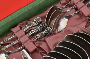 Orosz 6 személyes evőeszköz készlet, fém, jelzett, teljes, díszdobozban