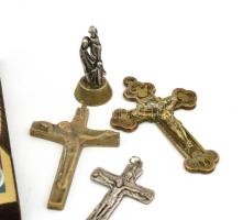 6 darabos kegytárgy tétel: préselt ikonkép, bronz és fém feszületek, szép állapotban