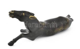 Pihenő ló, antikolt bronz szobor, jelzés nélkül, kopással, 29,5x10x11,5 cm