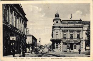 1936 Rimaszombat, Rimavská Sobota; Masaryk tér, Heksch Bertalan és Perecz üzlete, vasudvar. Géza Klein kiadása / square, shops