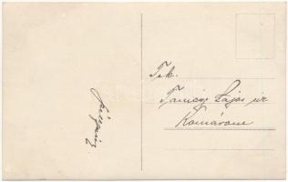 ~1915 Komárom, Komárnó; Osztrák-magyar katonák csoportképe ágyúkkal és zászlóval / WWI K.u.k. milita...