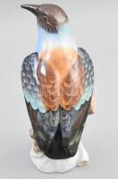 Herendi faágon ülő madár. Jelzéssel, kézzel festett, minimális kopással, m: 24 cm