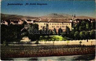 Besztercebánya, Banská Bystrica; Felsőbb leány iskola. Machold F. kiadása / girl school (szakadás / tear)