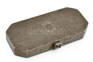 Ezüst(Ag) címeres arcpirosító tartó, jelzés nélkül, 8,5×3,5×1,2 cm, bruttó:94 g
