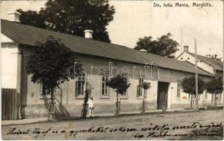 Margitta, Marghita; Strada Iuliu Maniu / utca / street. photo