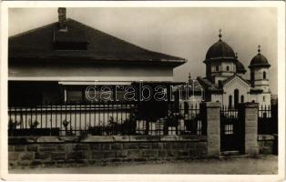 1944 Zsibó, Jibou; Kastély utca, templom. Végh Dávid kiadása / street, church