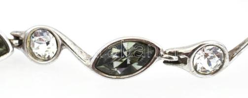 Ezüst(Ag) karkötő Swarovski kövekkel, jelzett, h: 18 cm, bruttó: 9,5 g